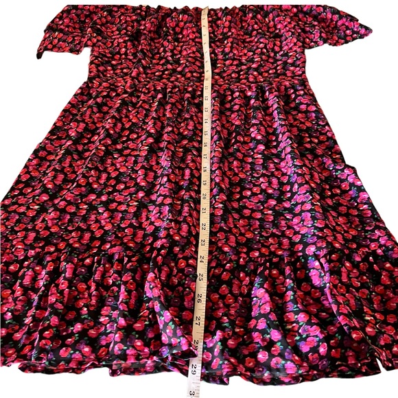 WAYF Daria Off Shoulder Ruffle Dress Berry Ditzy Large - Picture 14 of 16